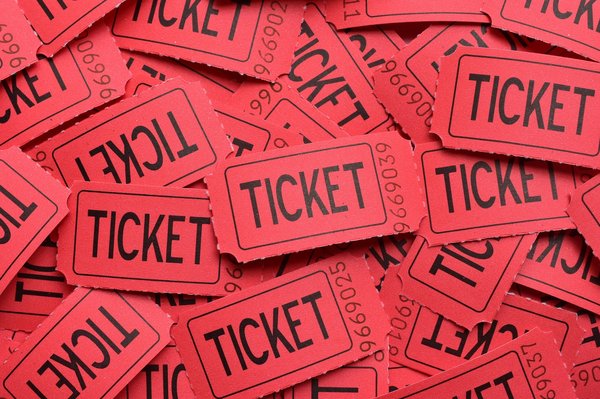 Découvrez les tarifs 2024 du puy du fou et profitez des offres