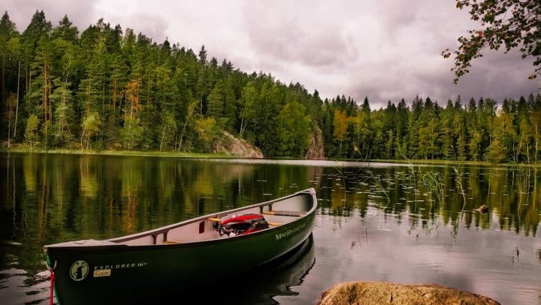 Explorer les merveilles naturelles majestueuses de la Finlande, la culture sami et plus encore